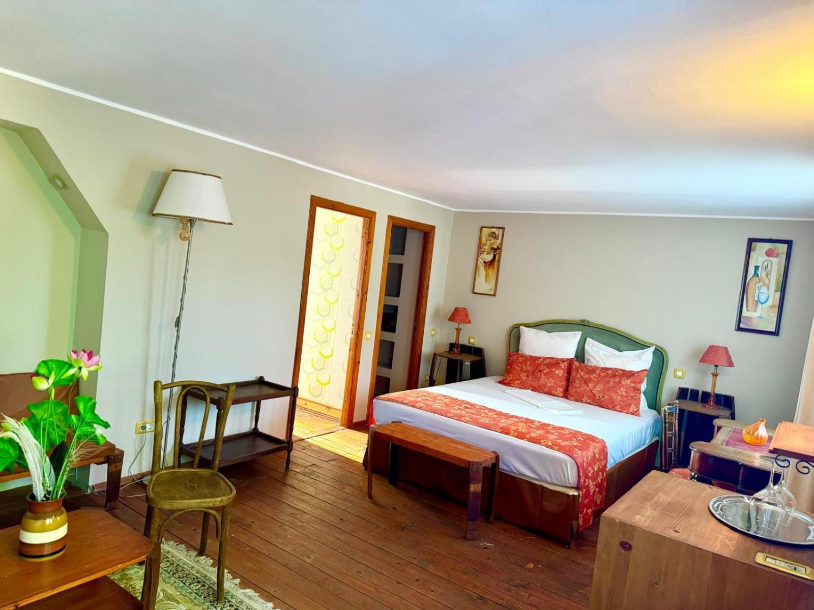 Domeniile Clos Des Colombes Douăzeci şi Trei August Exteriér fotografie