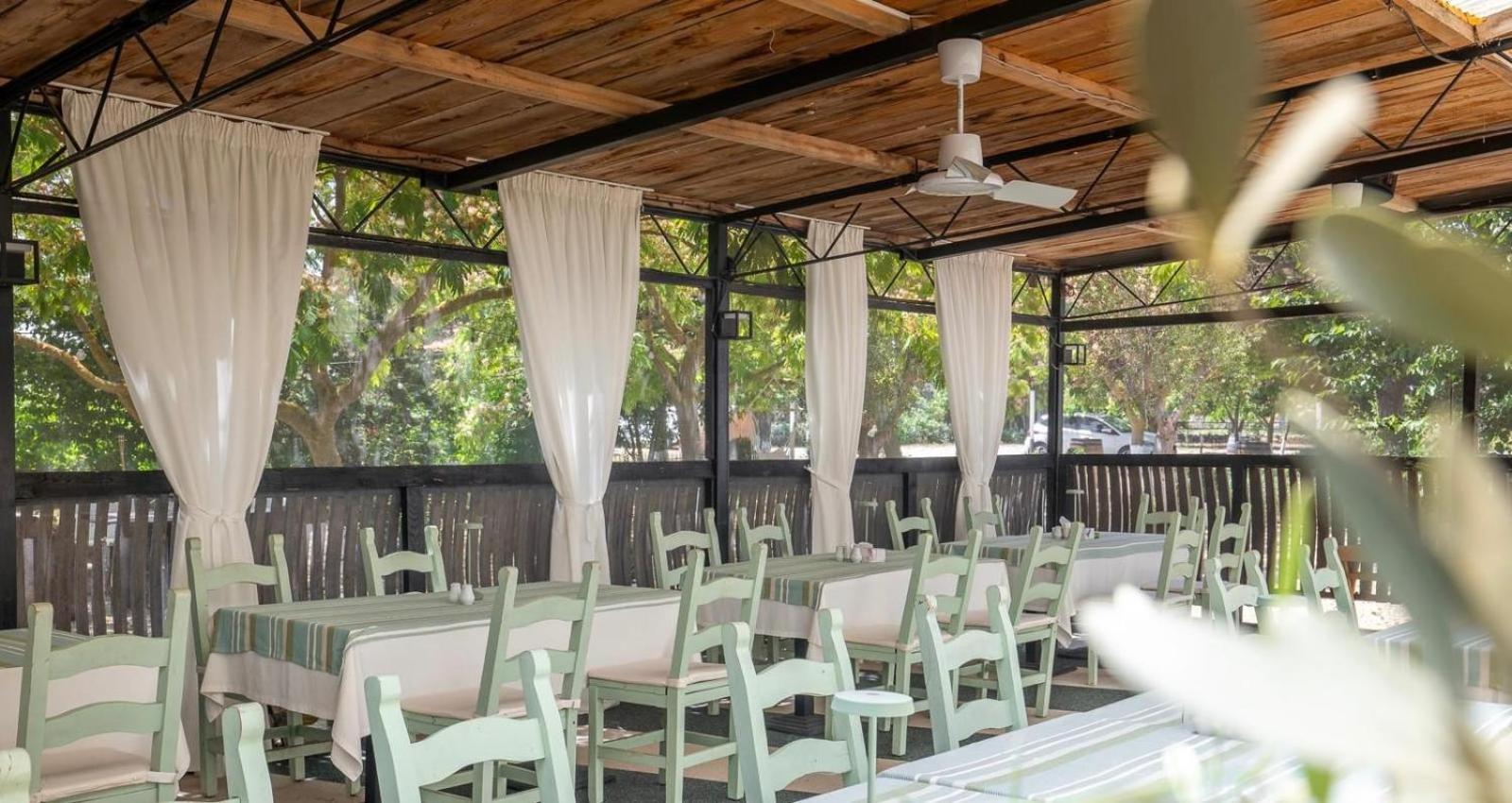 Domeniile Clos Des Colombes Douăzeci şi Trei August Exteriér fotografie