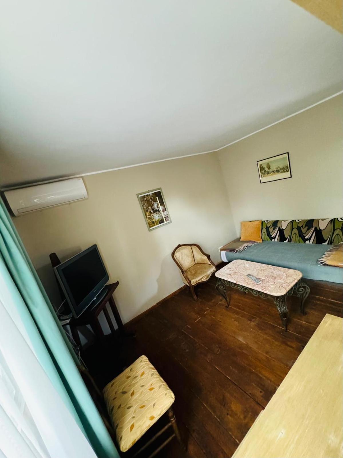 Domeniile Clos Des Colombes Douăzeci şi Trei August Exteriér fotografie