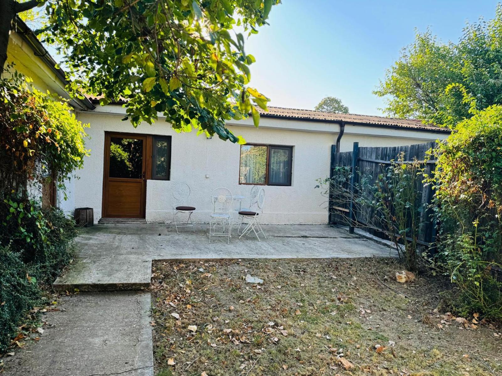 Domeniile Clos Des Colombes Douăzeci şi Trei August Exteriér fotografie